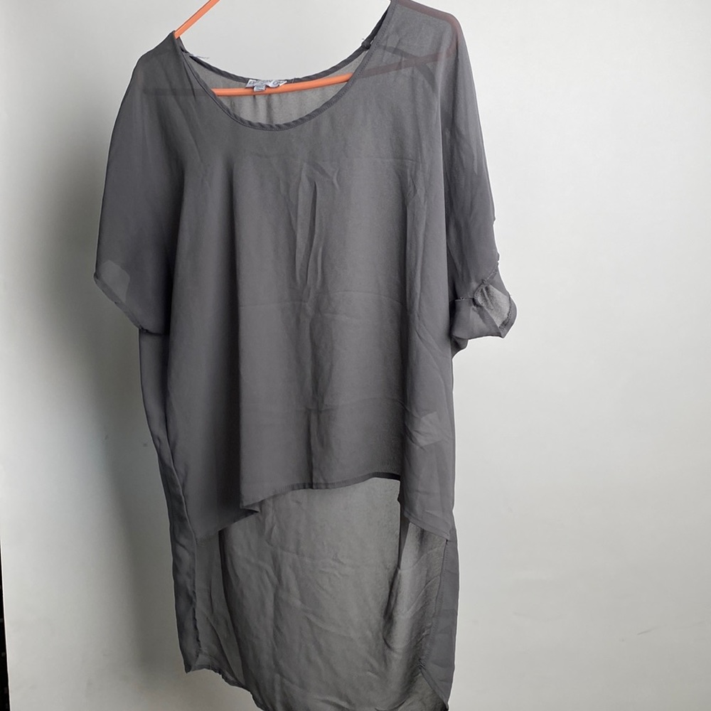 Sheer high-low top